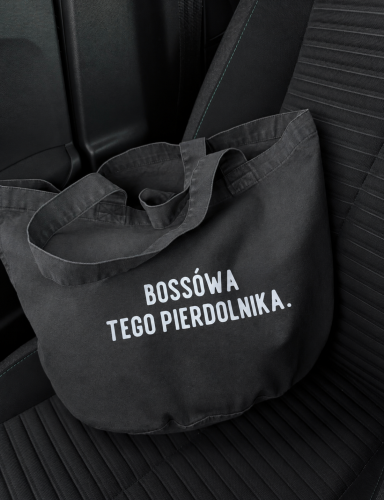 Czarna torba BOSSÓWA TEGO PIERDOLNIKA.png